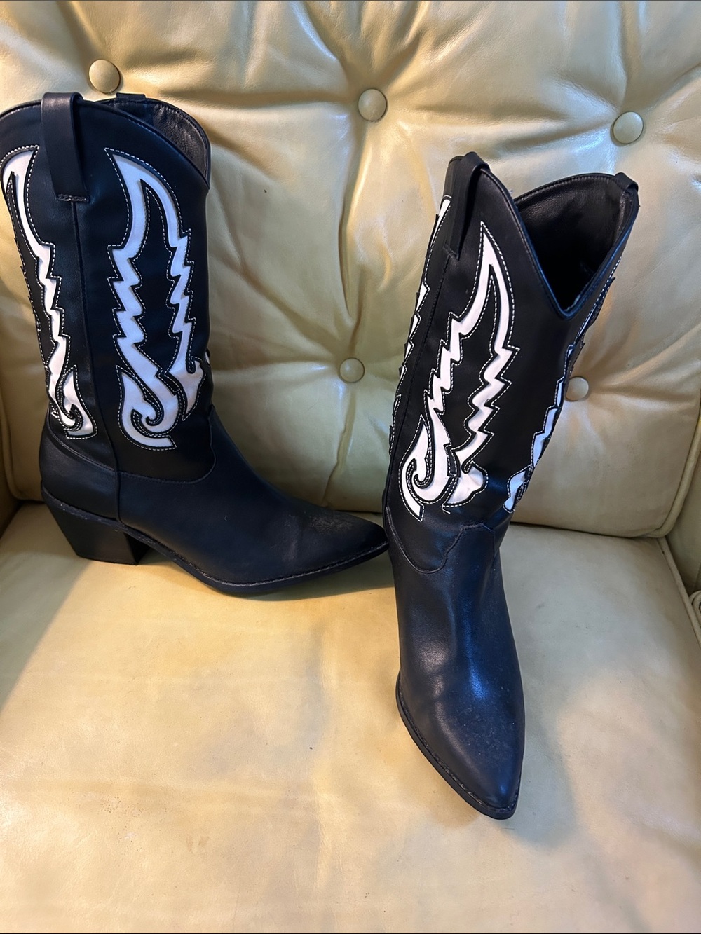Billini Black Western Heeled Boots with White Inlay